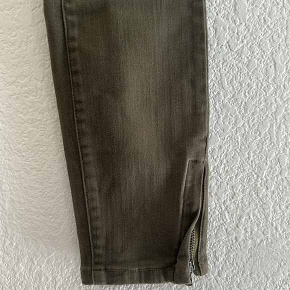 PAIGE Women's Daryn Zip Ankle Jeans-Olive Leaf - Picture 6 of 8